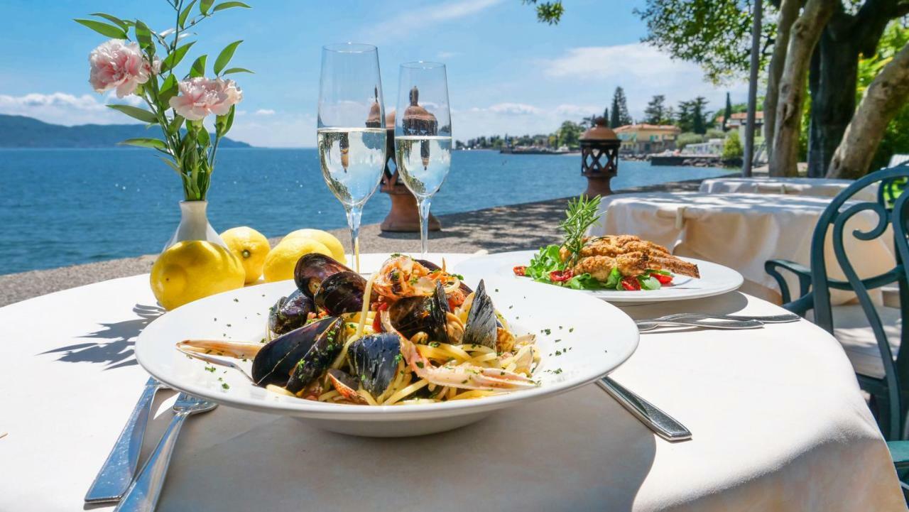 Hotel Gardenia Al Lago ガルニャーノ エクステリア 写真